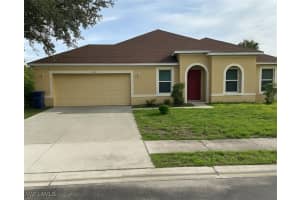 18301 Pine Nut Ct, Lehigh Acres