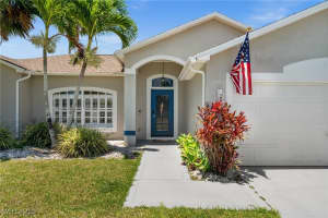 2017 Cape Coral Pkwy W, Cape Coral