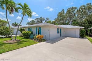 5 Rivard Rd 22, Naples