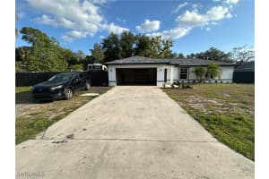 702 E 3rd St, Lehigh Acres