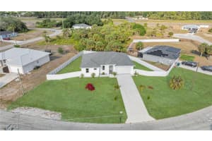 1049 Canoe Ct, Labelle