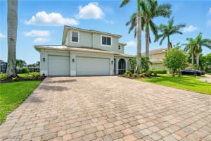 2660 Stonyhill Ct, Cape Coral