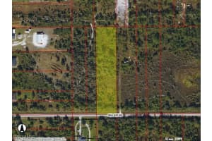 3247 68th Ave Ne, Naples