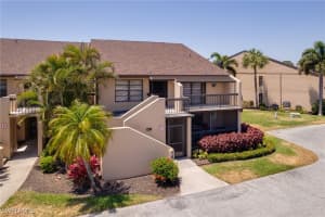 15489 Admiralty Cir 5, North Fort Myers