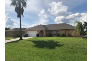 2637 Sw 27th St, Cape Coral