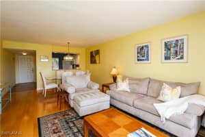 1075 Foxfire Ln 207, Naples