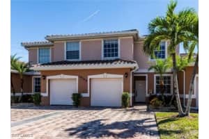 14165 Winchester Ct 203, Naples