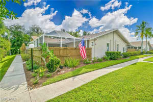 5801 Crystal Lake Ln 101, North Fort Myers