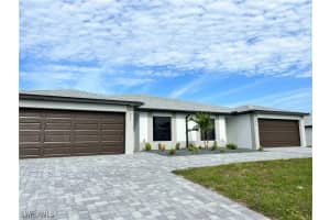 333-335 Sw 47th Ter, Cape Coral