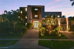 724 Plantation Ct, Marco Island