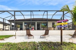 302 Nw 32nd Pl, Cape Coral
