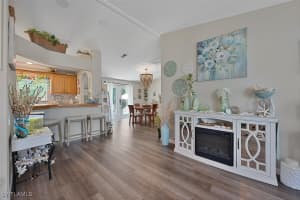 176 Andrea Ln, Naples