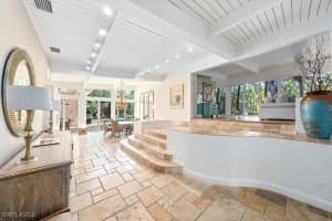 210 Central Ave, Naples