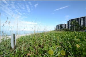 10851 Gulf Shore Dr 502, Naples