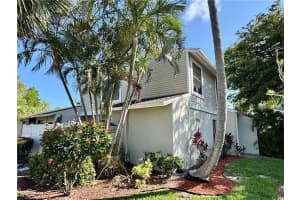 1431 Sw Courtyards Ter 115, Cape Coral