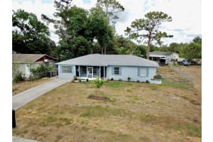 314 Vermont Way, Lehigh Acres