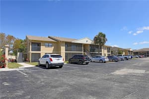 5327 Summerlin Rd 2707, Fort Myers