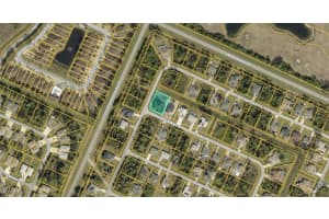  Braddock Ave, North Port