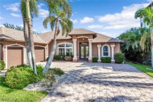 907 Nw 18th St, Cape Coral