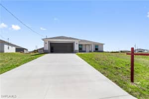 8022 Melody Cir, Labelle