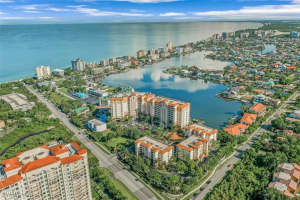 460 Launch Cir 403, Naples