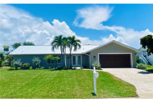 1073 Sand Castle Rd, Sanibel