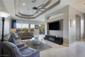 10230 Glastonbury Cir 202, Fort Myers