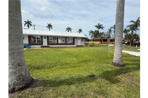 13041 Point Breeze Dr, Fort Myers