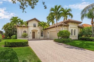 20002 Grande Lake Dr, Estero