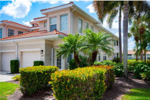 3045 Driftwood Way 3707, Naples