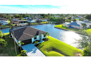 2014 Se 6th Ln, Cape Coral