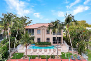1485 Chesapeake Ave, Naples