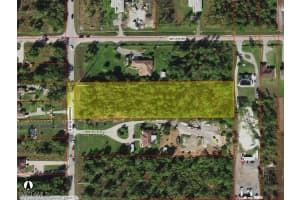 4470 Everglades Blvd N, Naples
