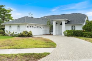 5192 Lochwood Ct, Naples