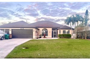 3742 Se 3rd Pl, Cape Coral