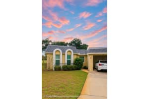 4 E Greens Cir, Lehigh Acres