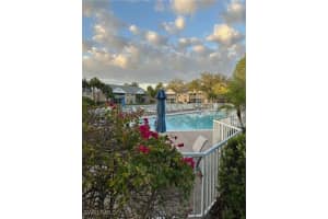 138 Pebble Shores Dr 8, Naples
