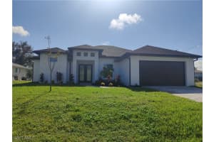 3607 Sw 8th Ct, Cape Coral
