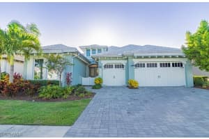 6427 Pembroke Way, Naples