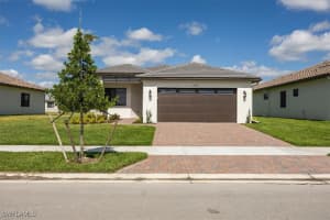 5109 Penella Ave, Ave Maria