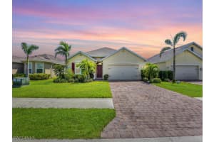 3446 Acapulco Cir, Cape Coral