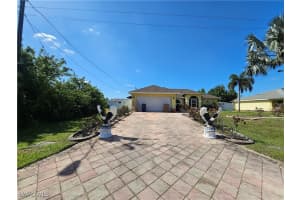 3903 1st St Sw, Lehigh Acres