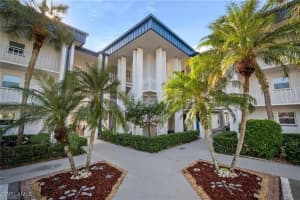1828 Pine Valley Dr 310, Fort Myers