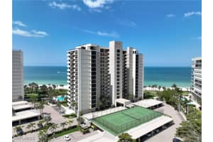 10951 Gulf Shore Dr 905, Naples