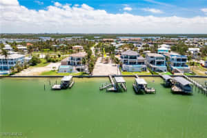 855 San Carlos Dr, Fort Myers Beach 855 San Carlos Dr, Fort Myers Beach