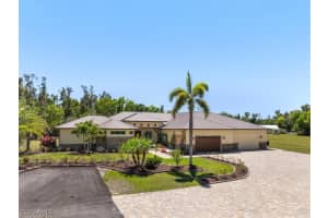 15860 Glendale Ln, Fort Myers