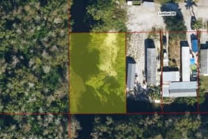 17002 Lockhart Dr, Naples
