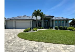 410 Se 26th Ter, Cape Coral