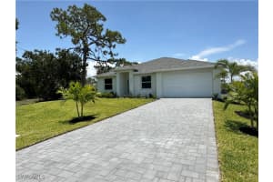 4155 Nw 38th Ave, Cape Coral