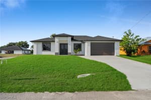 3201 14th St W, Lehigh Acres